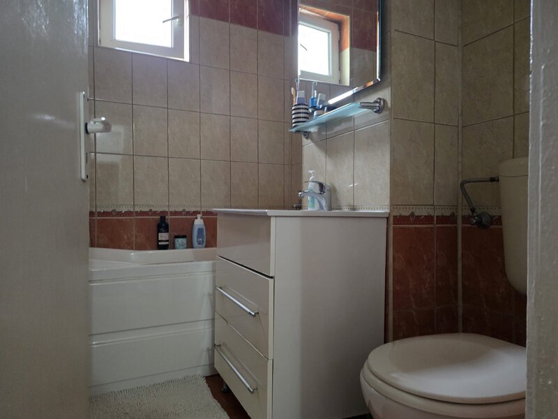 Racaciuni,  apartament 3 camere